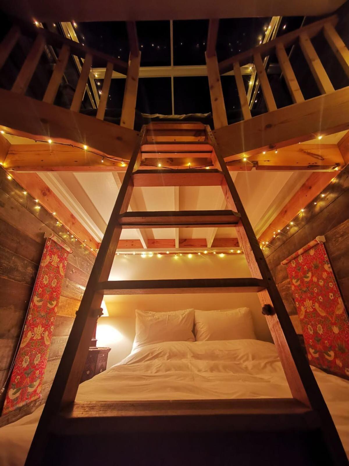 Moat Island Glamping Campsite Norwich