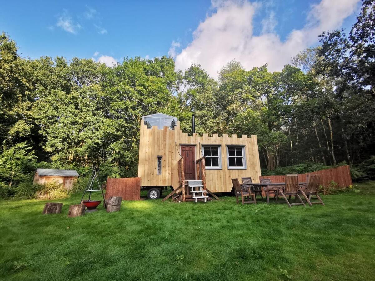 Moat Island Glamping Campsite *