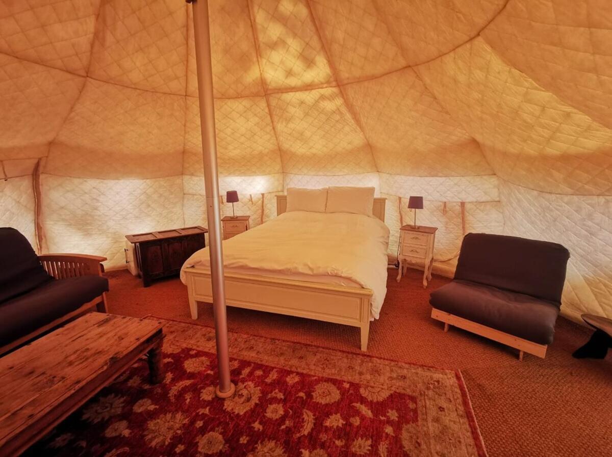 Moat Island Glamping Campsite Norwich