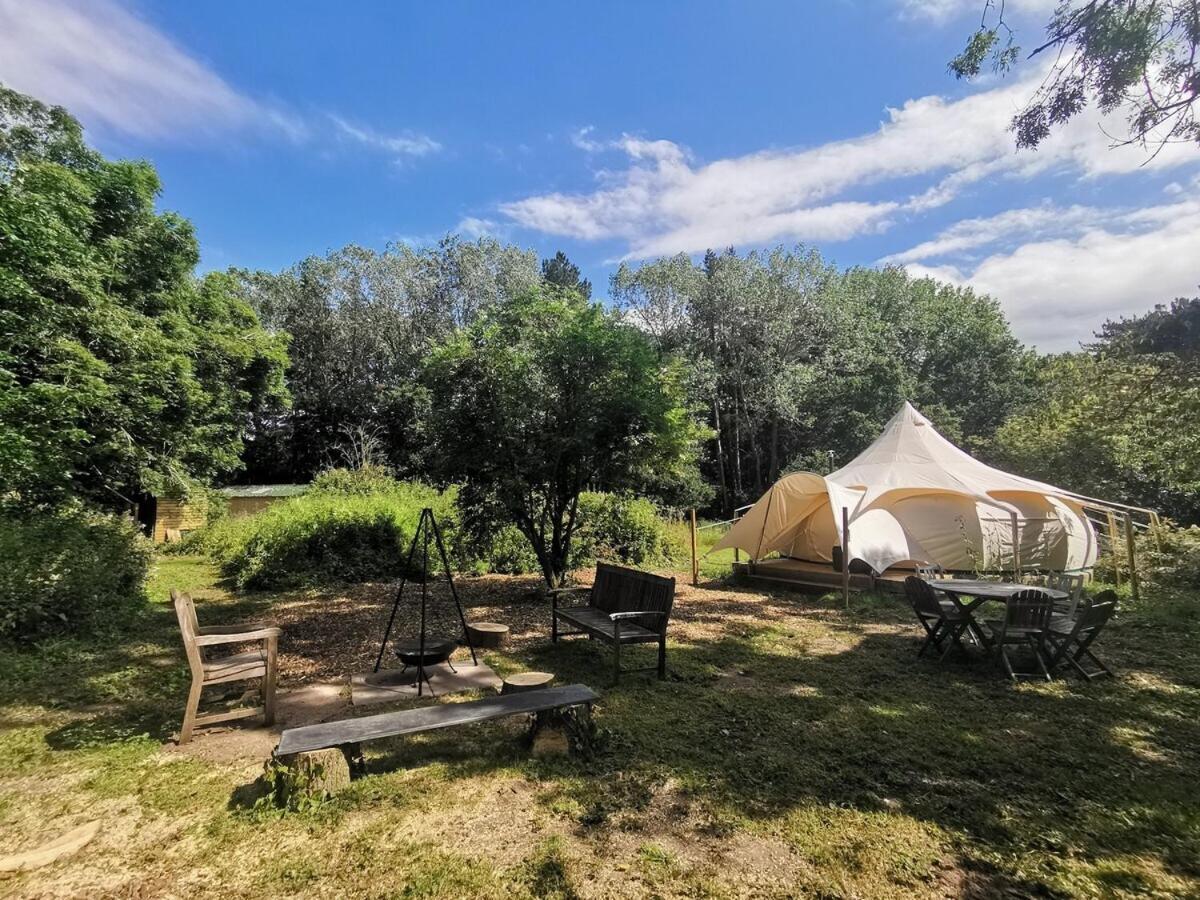 Campsite Moat Island Glamping