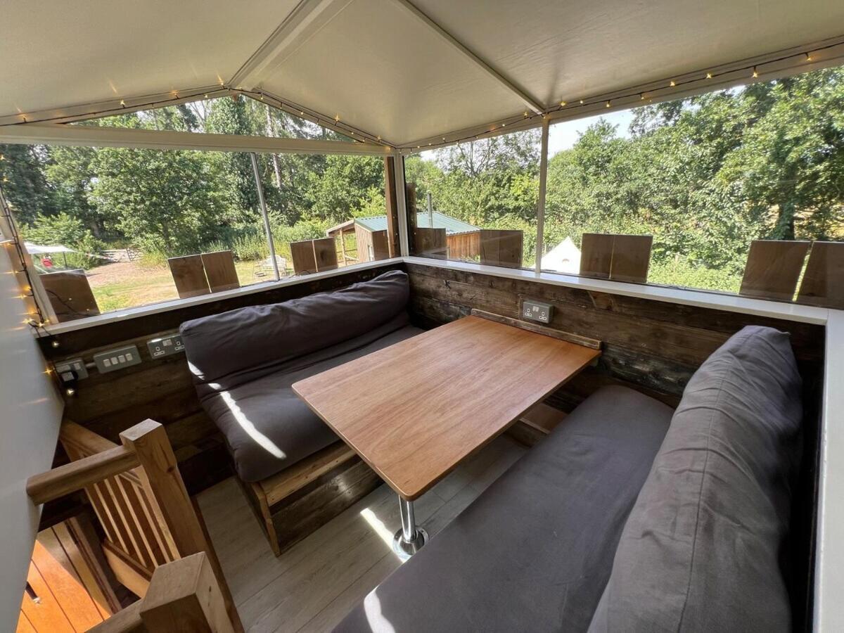 Moat Island Glamping Norwich