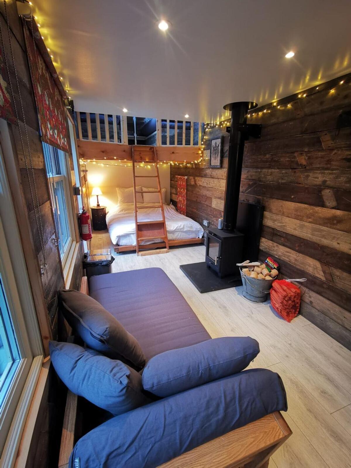 Moat Island Glamping Campsite *
