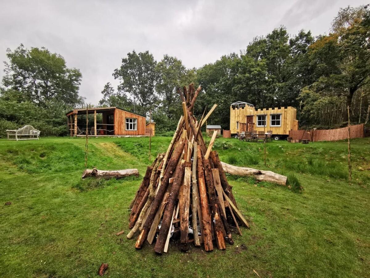 Moat Island Glamping Campsite Norwich